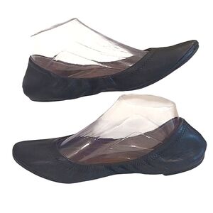 Lucky Brand Flat Slip On Comfy Accent Stitching Round Closed Toe/ Heel Elastic